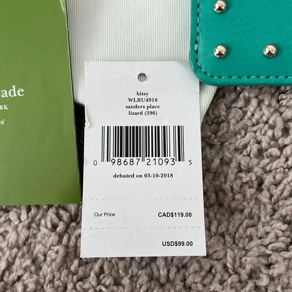 Kate Spade Bitsy Sanders Place Card Wallet in Color Lizard (Teal) with Studs - Picture 5 of 9